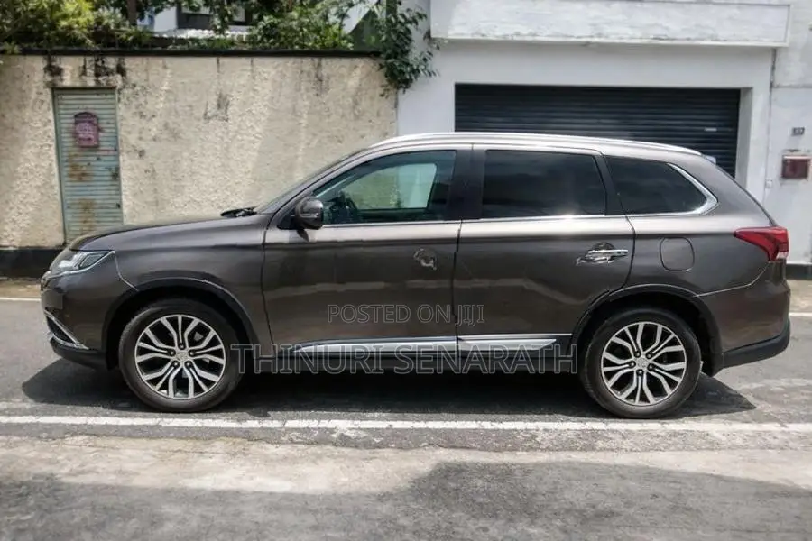 Mitsubishi Outlander 2015