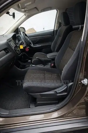 Mitsubishi Outlander 2015