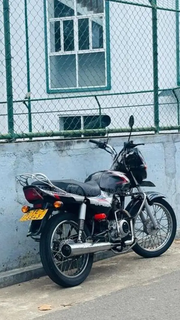 Bajaj CT100 2006
