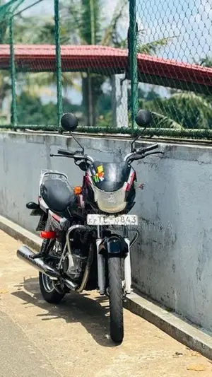 Bajaj CT100 2006