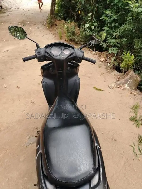 Honda Dio SCV110 2014