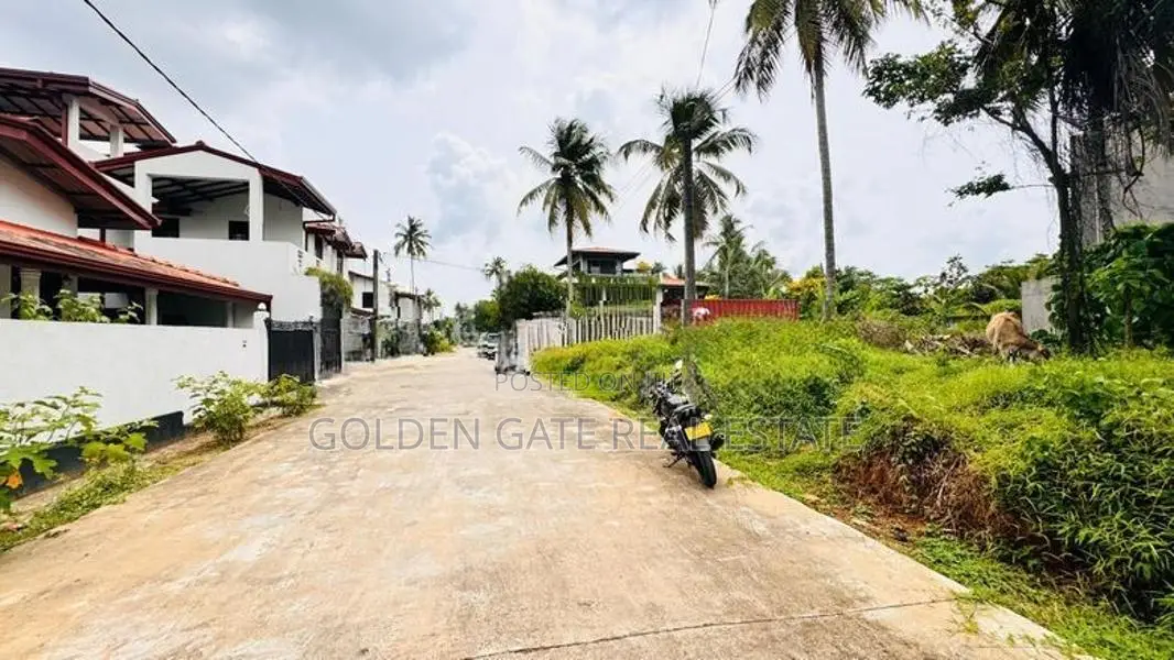 Kadawatha Eldeniya Ideal Residential Land for Sale