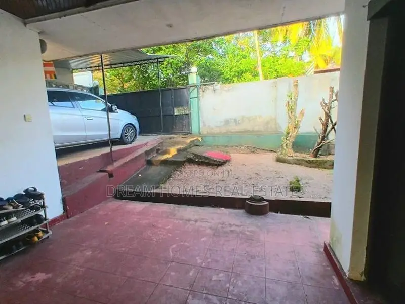 Single Storey House for Rent – Pannipitiya