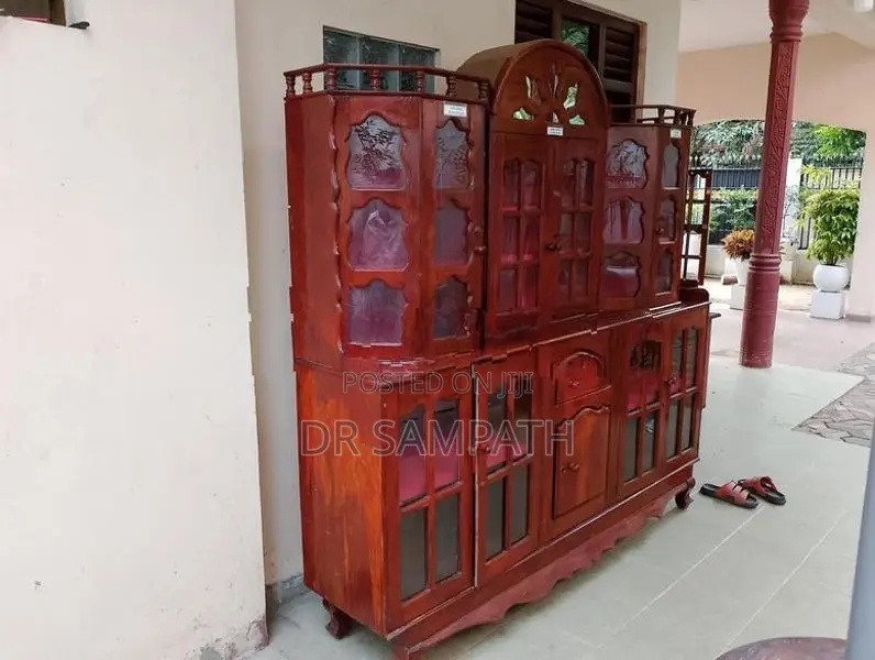 Cabinet Theka