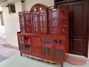 Cabinet Theka