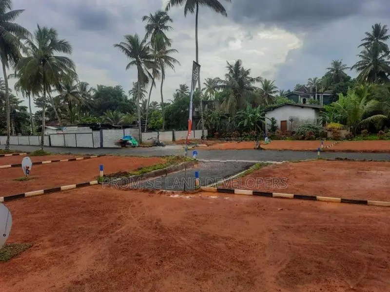 Panadura, Walana Lands for Sale