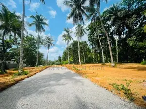 Yakkala Land for Sale