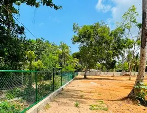 මිදිගම සංචාරක පාරාදීසයෙන් වටිනා ඉඩමක්