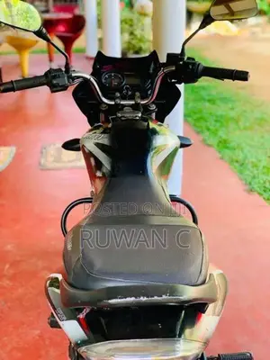Bajaj Discover 125 2019