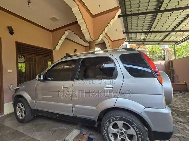 Zotye Nomad 2 2011