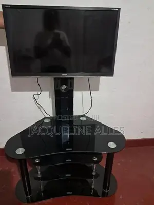 Glass TV stand (black)
