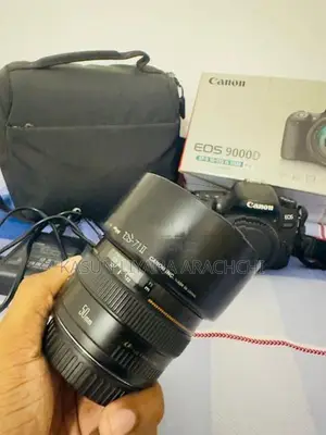 Canon 77D (9000D)