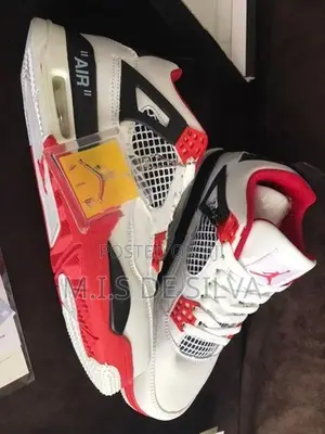 Nike Air Jordan 4 Retro Sneakers