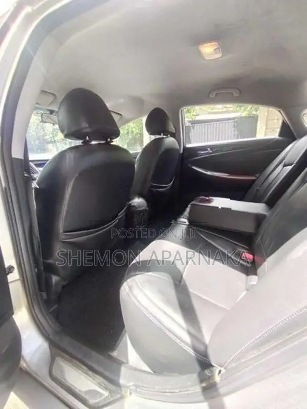 Hyundai Sonata 2.4 Limited 2010