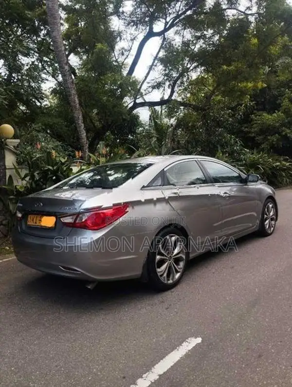 Hyundai Sonata 2.4 Limited 2010