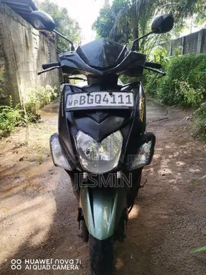 Yamaha Ray ZR 2018