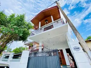 Stylish New House with Clear Deeds – Athurugiriya