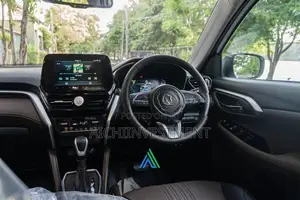 Toyota Hyryder v 2026