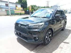 Toyota Raize HYBRID 1.2 2023