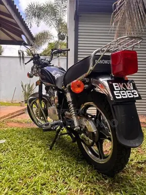Suzuki GN 125 H 2025