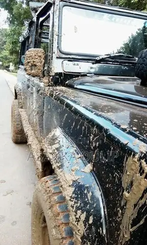 Land Rover Defender Body