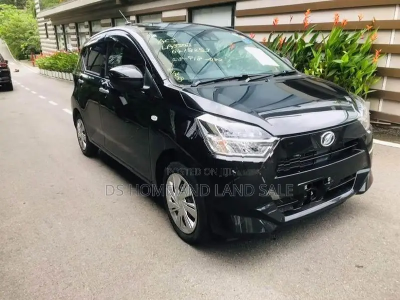 Daihatsu Mira X 2024