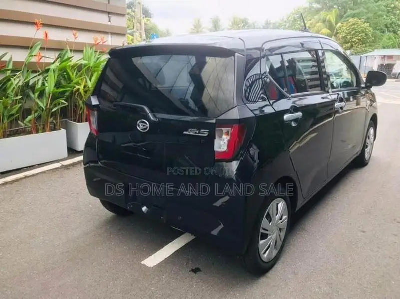 Daihatsu Mira X 2024