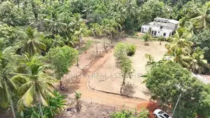 සින්නක්කර ඔප්පු සහිත බිම් කොටස් අනුරාධපුර
