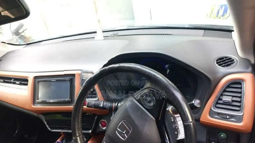 Honda Vezel 2015