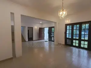 Piliyandala Suwarapala completely bricks made house for sale .