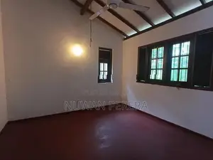 Piliyandala Suwarapala completely bricks made house for sale .