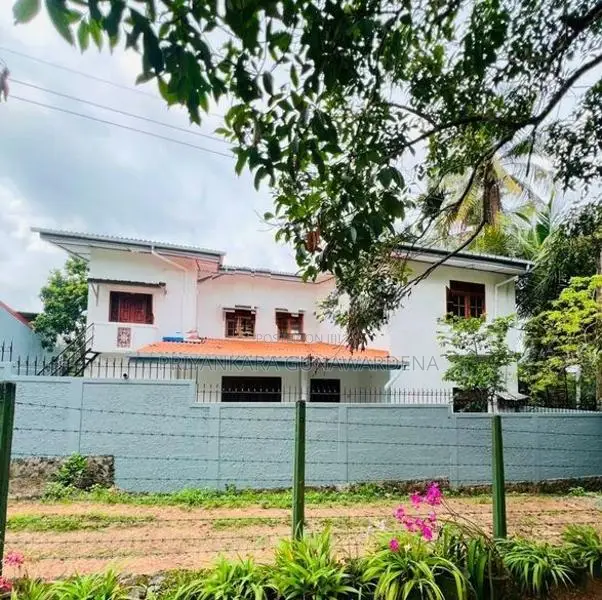 Two Story House for Sale Piliyandala