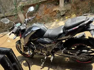 TVS Apache RTR 200 4v 2017