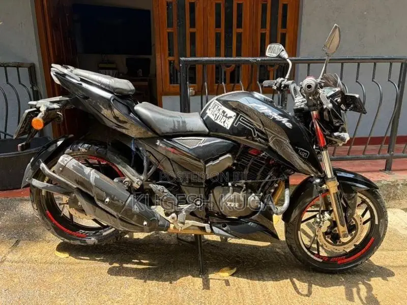TVS Apache RTR 200 4v 2017
