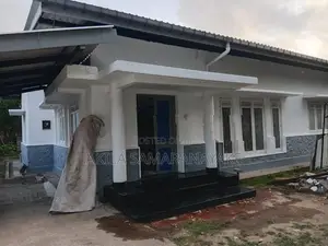 Spacious House for Rent in Battaramulla - Jayanthipura