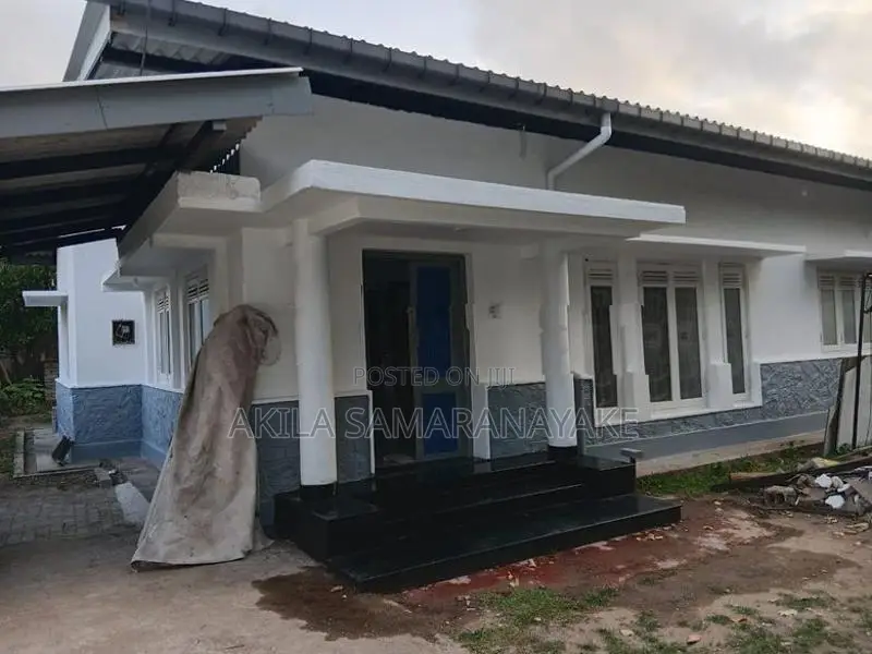 Spacious House for Rent in Battaramulla - Jayanthipura