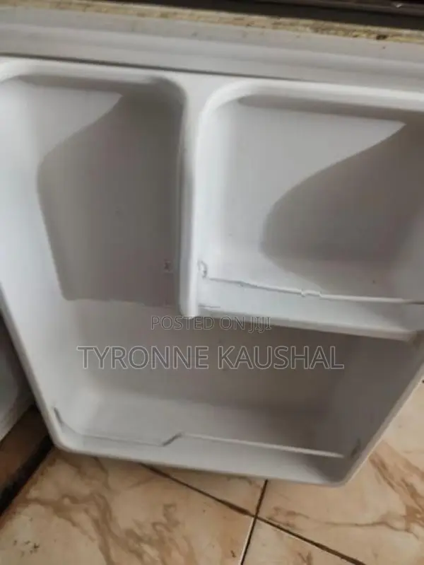Hisense Mini Bar 42L Refrigerator