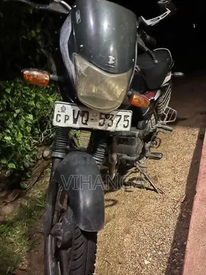 Bajaj Platina 2010