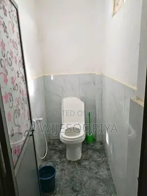 පොල්ගොල්ල Room for Rent (ගැහැණු ළමුන් සඳහා)