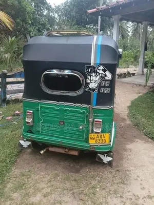 Bajaj RE 2014