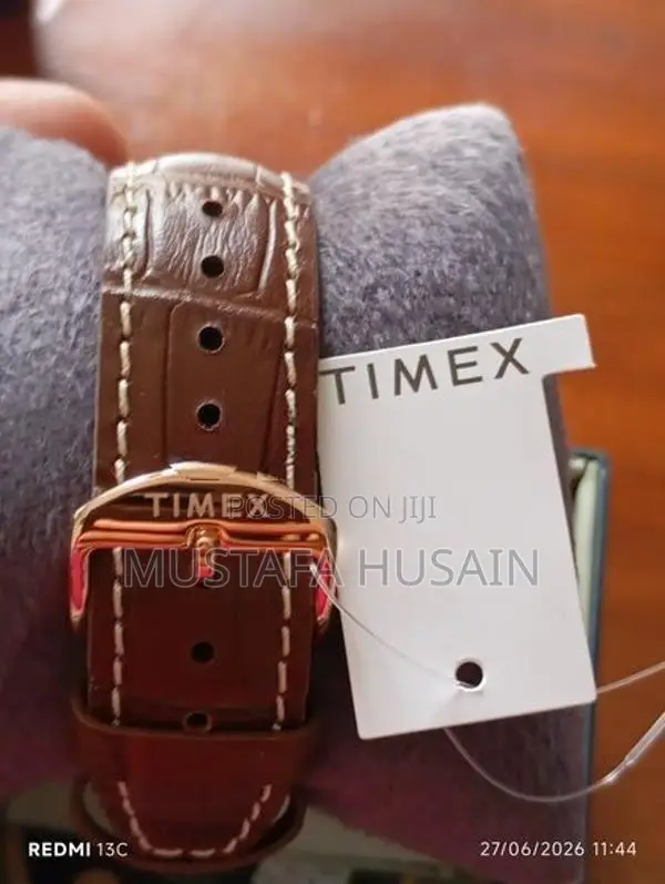 Timex Men's Analog Watch Black Dial Brown Leather Brand New