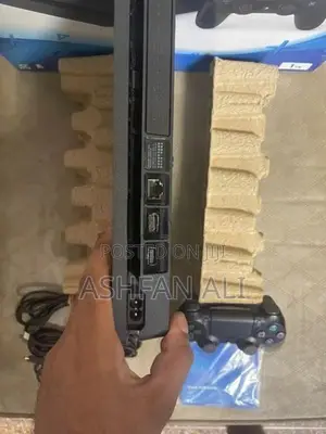 PS4 Slim 1tb