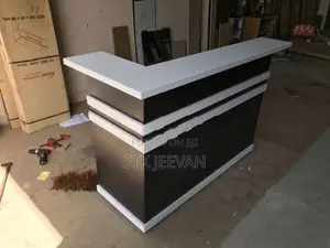 Reception table