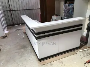 Reception table