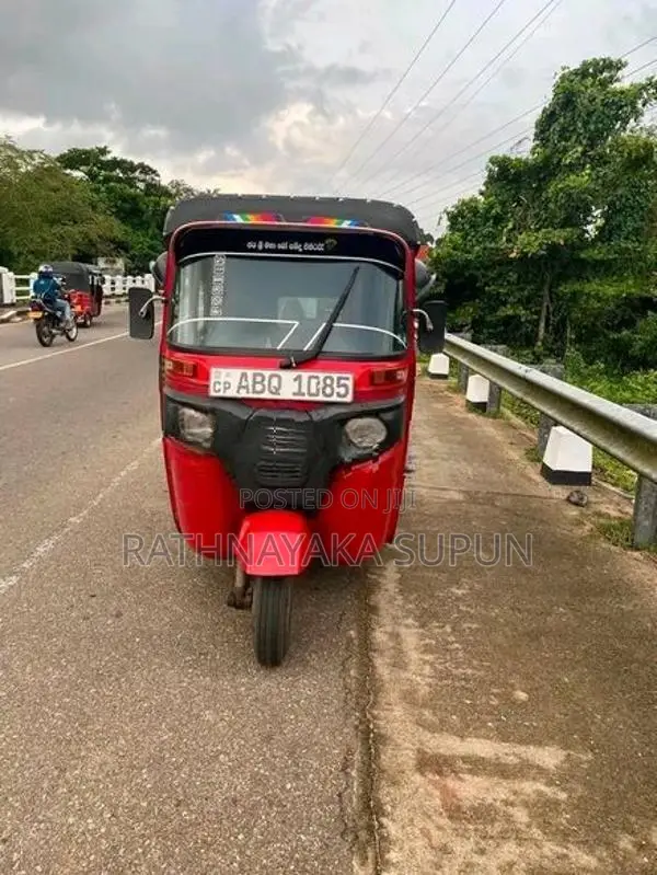 Bajaj RE Good condition 2017