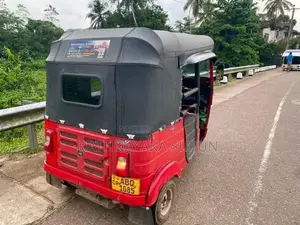 Bajaj RE Good condition 2017