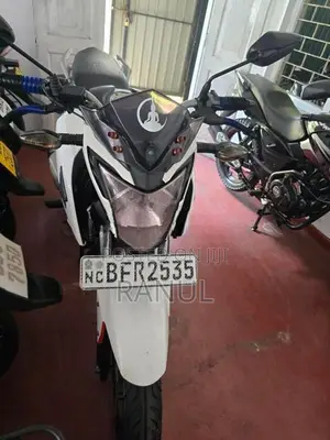 Honda CB Hornet 2017