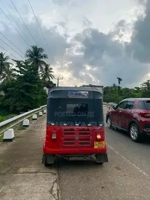 Bajaj RE Good condition 2017