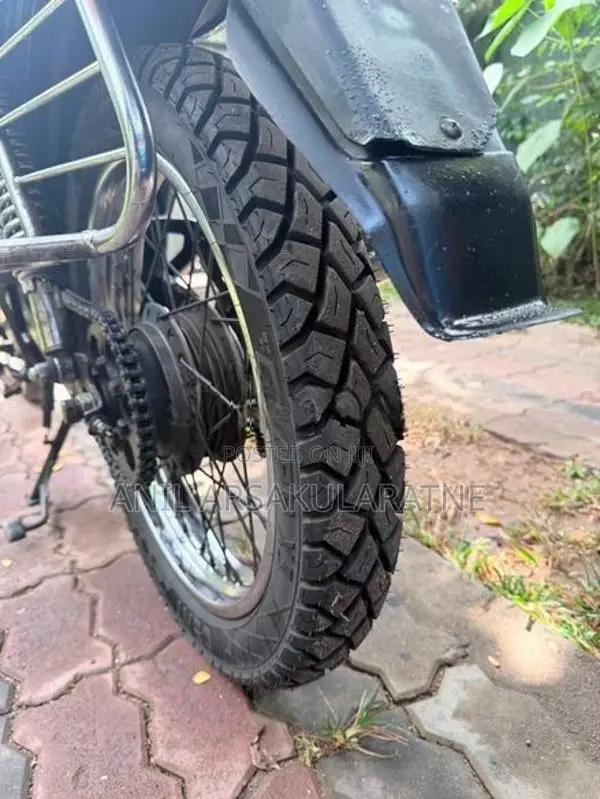 Bajaj Pulsar 150 2004