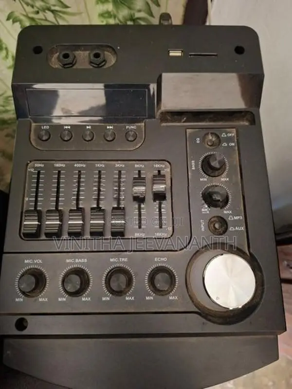 Innovex 2.0 Active Speakers